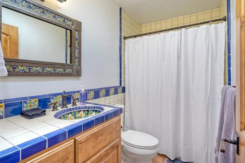Great Group Retreat! Hacienda Decor, Spacious Floor Plan, Private Backyard Κάρλσμπαντ Εξωτερικό φωτογραφία